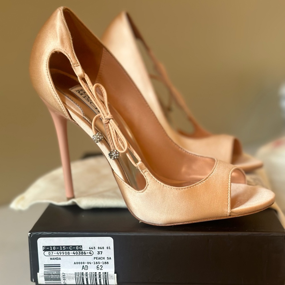 Satin Badgley Mischka, Wanda, Pumps